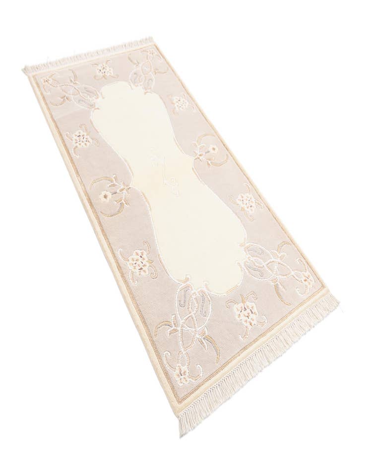 Detail image of  2' 9 x 5'  Hand Knotted Darya Rug