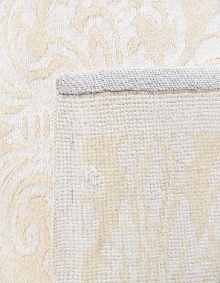 Detail image of 8' 6 x 11' 7 Hand Knotted Darya Wool Rug