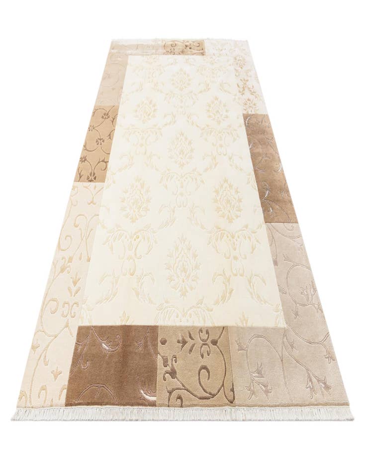 Detail image of  6' 6 x 10'  Hand Knotted Darya Rug