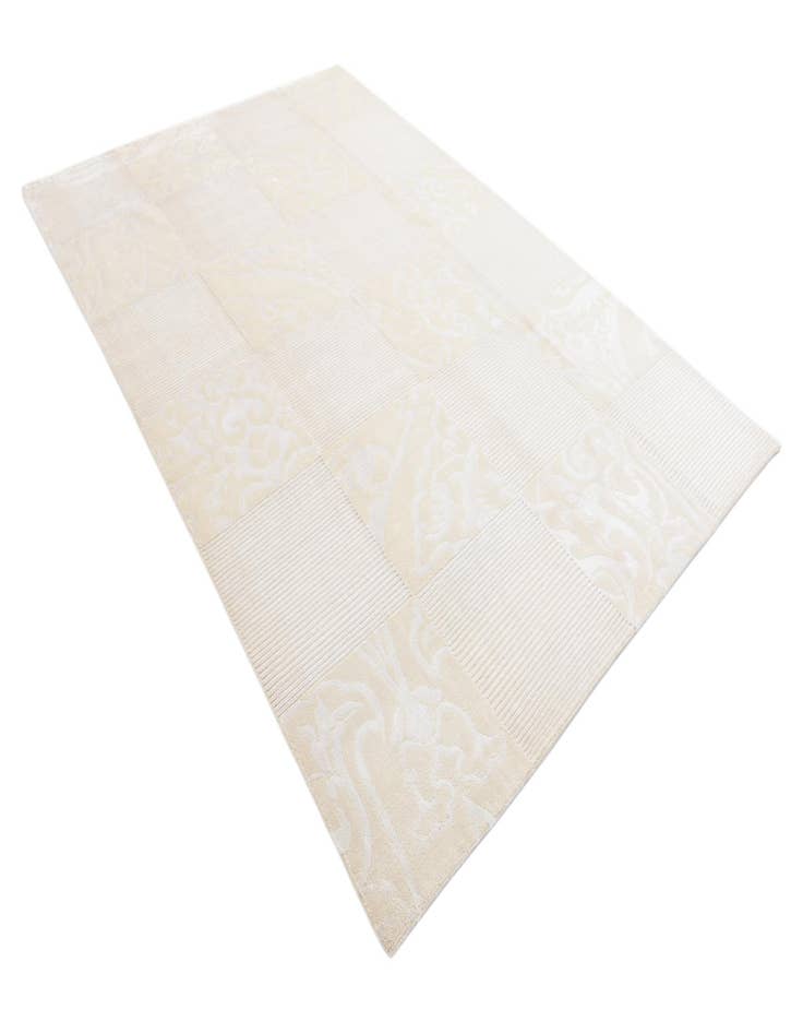 Detail image of  6' 8 x 9' 9  Hand Knotted Darya Rug