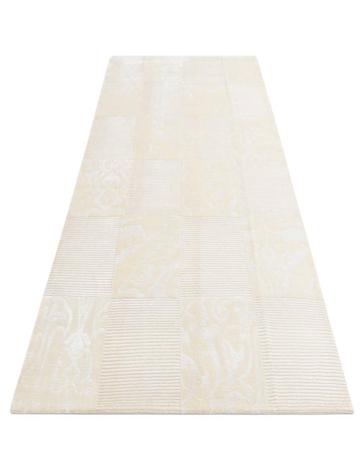 Detail image of  6' 8 x 9' 9  Hand Knotted Darya Rug