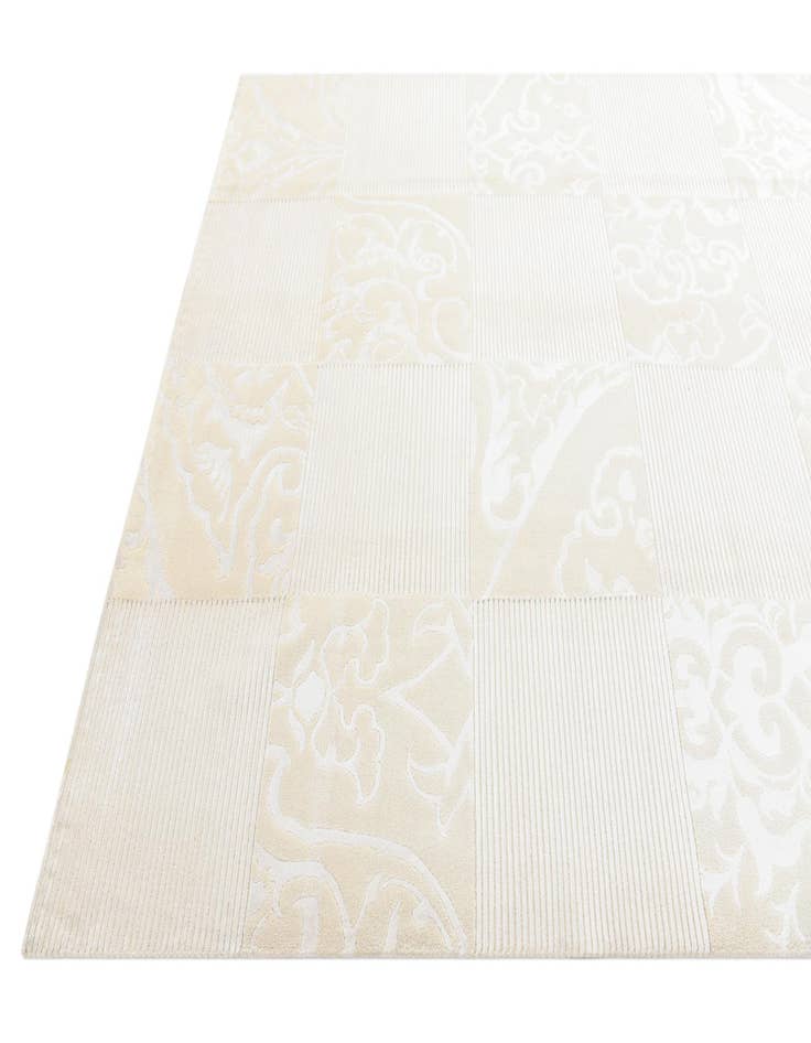 Detail image of  6' 8 x 9' 9  Hand Knotted Darya Rug