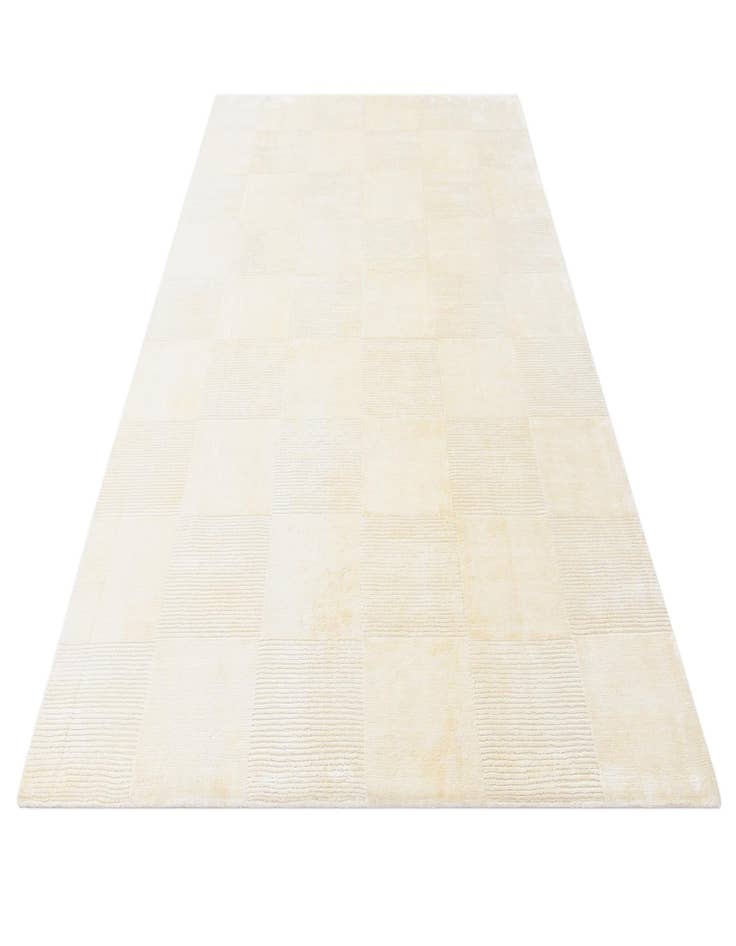 Detail image of  6' 7 x 9' 7  Hand Knotted Darya Wool Rug