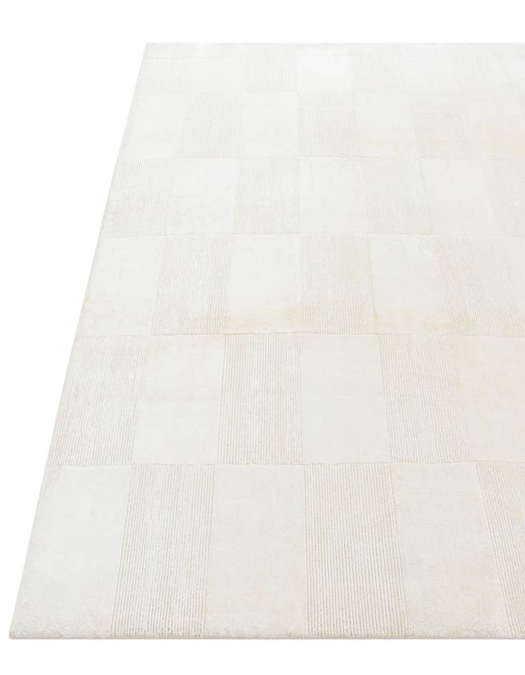 Detail image of  6' 7 x 9' 7  Hand Knotted Darya Wool Rug