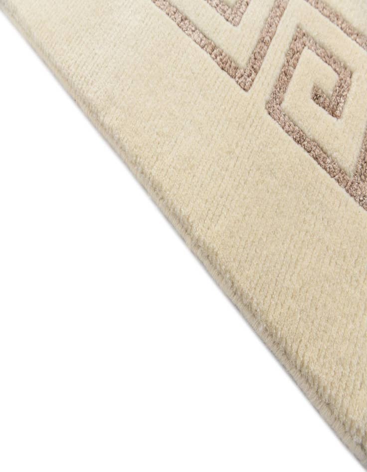 Detail image of  6' 8 x 9' 4  Hand Knotted Darya Wool Rug