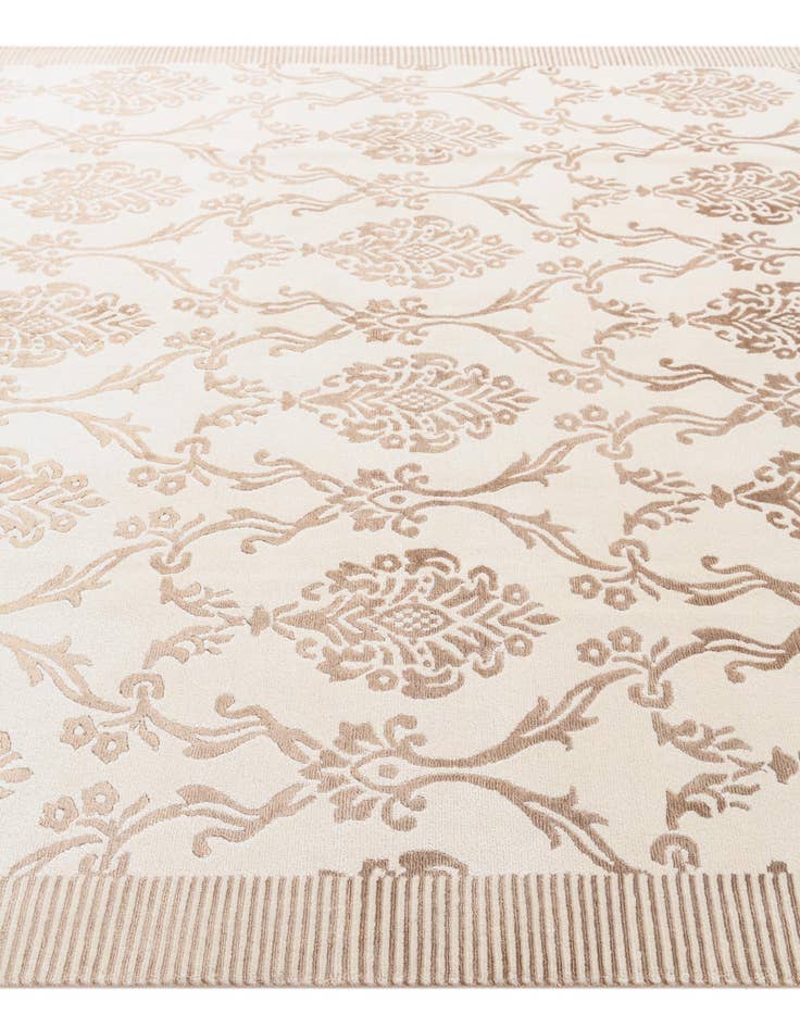 Detail image of  6' 8 x 10'  Hand Knotted Darya Wool Rug