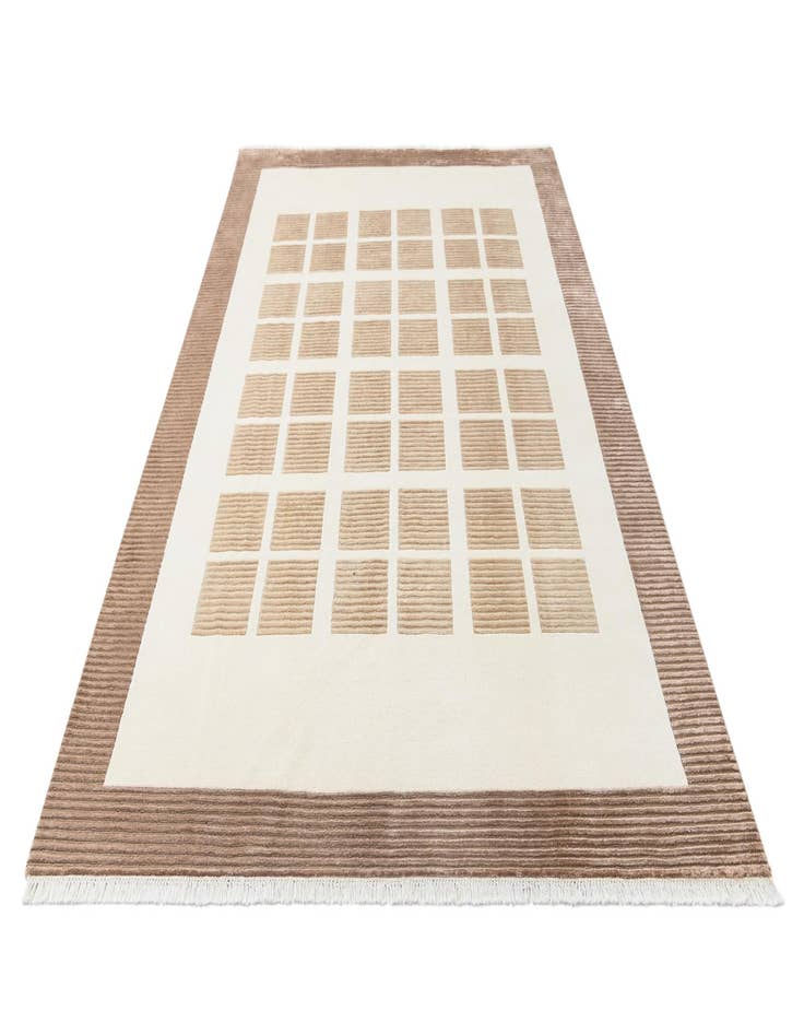 Detail image of  6' 7 x 9' 10  Hand Knotted Darya Wool Rug