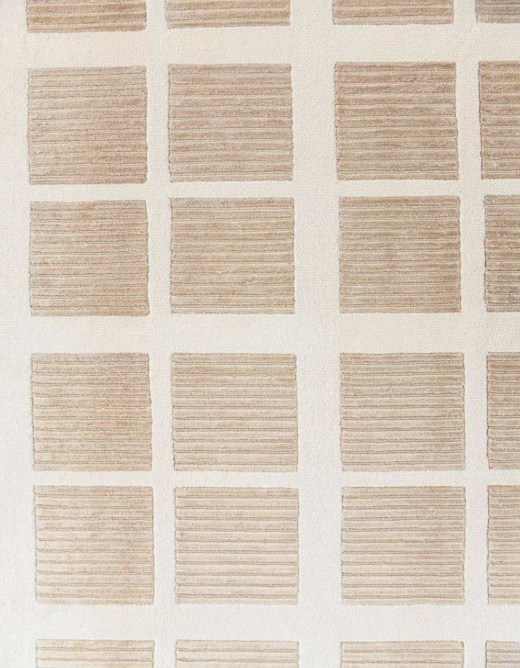 Detail image of  6' 7 x 9' 10  Hand Knotted Darya Wool Rug