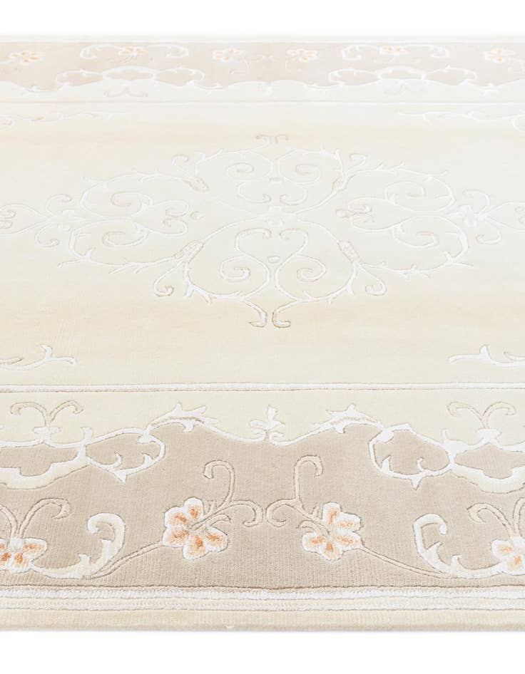 Detail image of  5' 7 x 8' 2  Hand Knotted Darya Rug