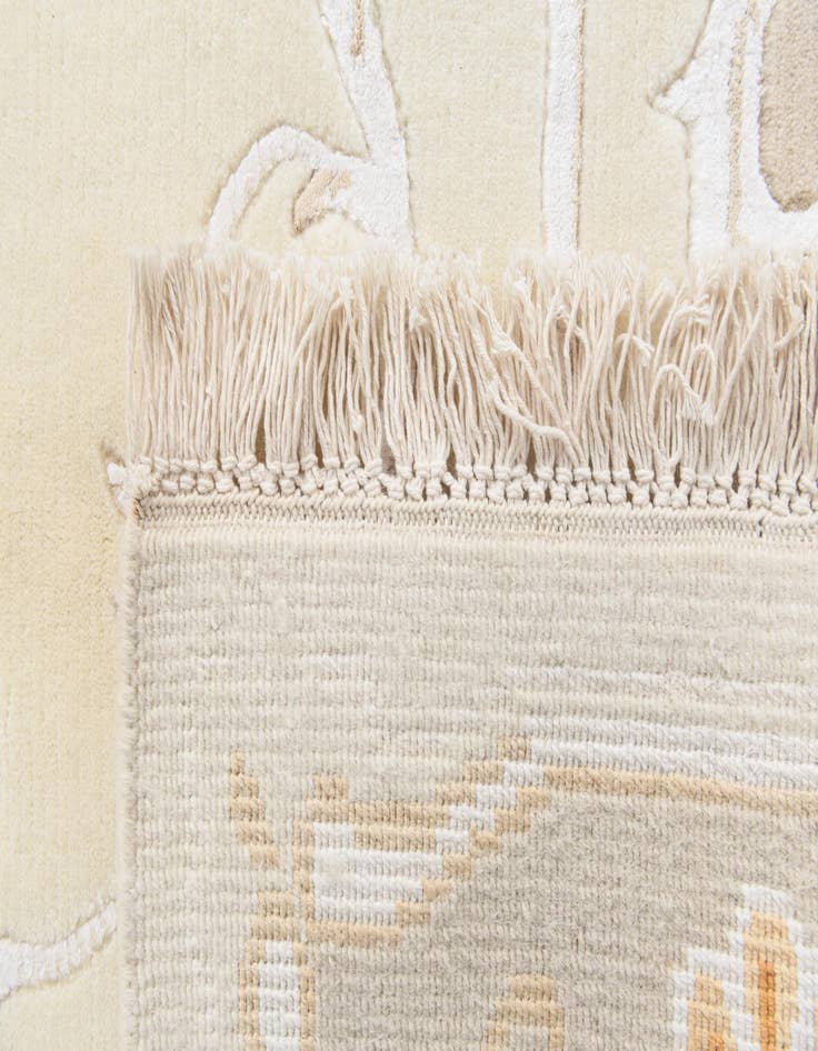 Detail image of  5' 7 x 8' 2  Hand Knotted Darya Rug