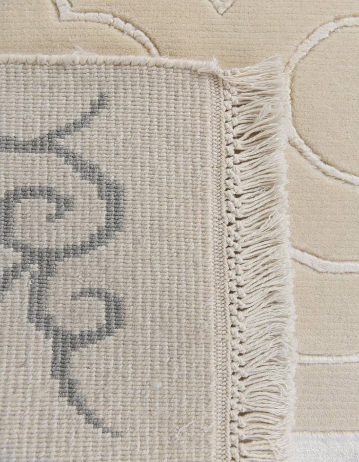 Detail image of  5' 6 x 7' 10  Hand Knotted Darya Rug