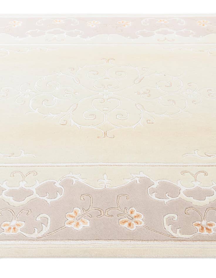 Detail image of  5' 7 x 8'  Hand Knotted Darya Rug