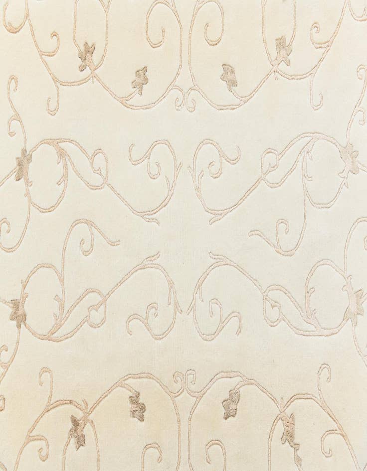 Detail image of  5' 9 x 7' 11  Hand Knotted Darya Rug