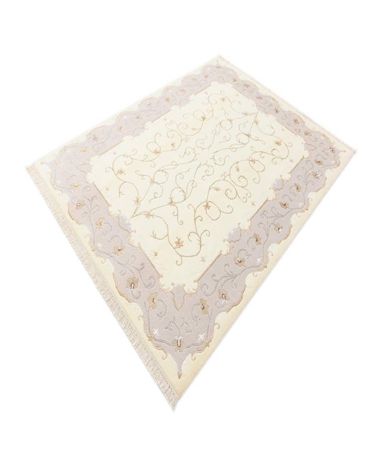 Detail image of  5' 10 x 7' 10  Hand Knotted Darya Rug