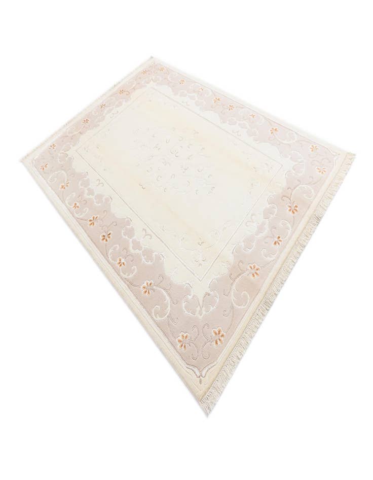 Detail image of  5' 7 x 7' 11  Hand Knotted Darya Rug