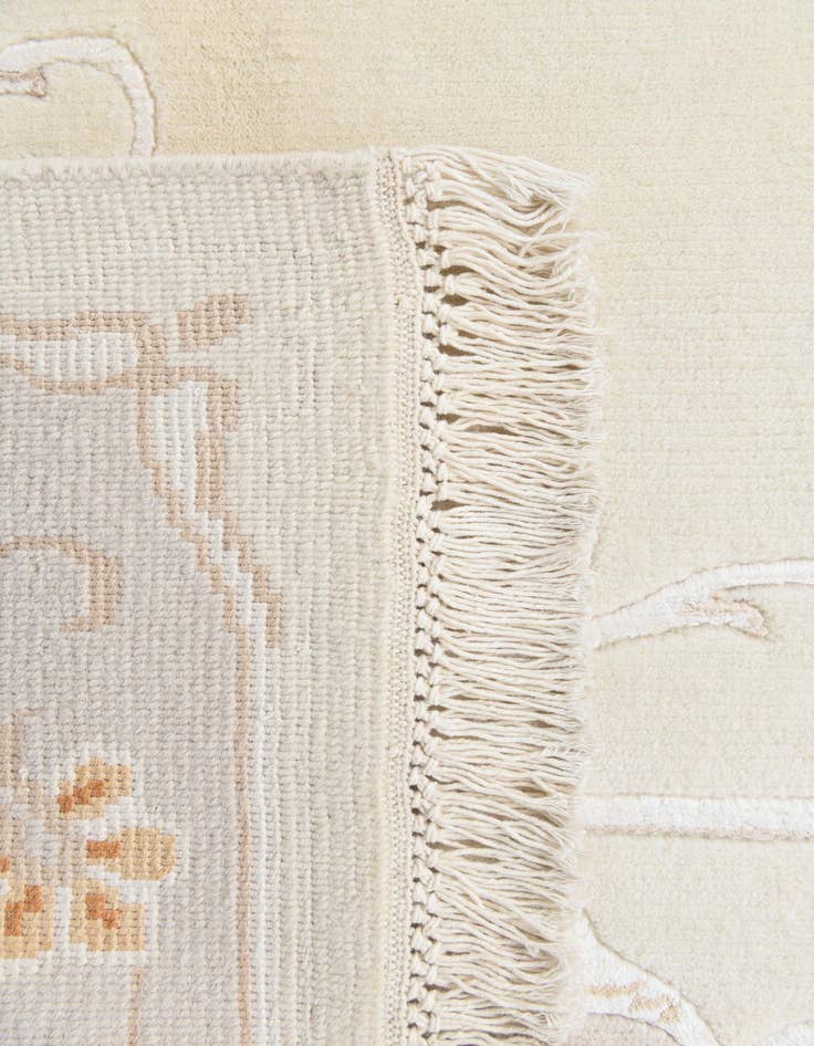 Detail image of  5' 7 x 7' 11  Hand Knotted Darya Rug