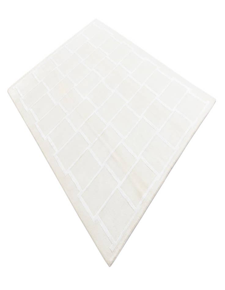 Detail image of  5' 9 x 8'  Hand Knotted Darya Wool Rug