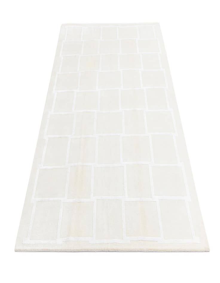 Detail image of  5' 9 x 8'  Hand Knotted Darya Wool Rug