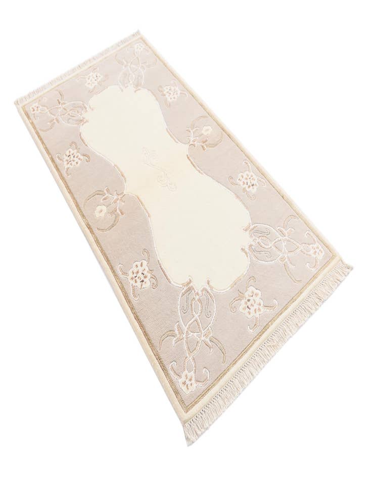 Detail image of  2' 9 x 5'  Hand Knotted Darya Rug