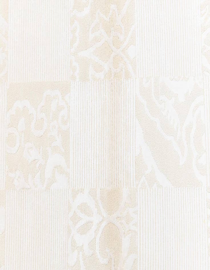 Detail image of  2' 7 x 5' 2  Hand Knotted Darya Rug