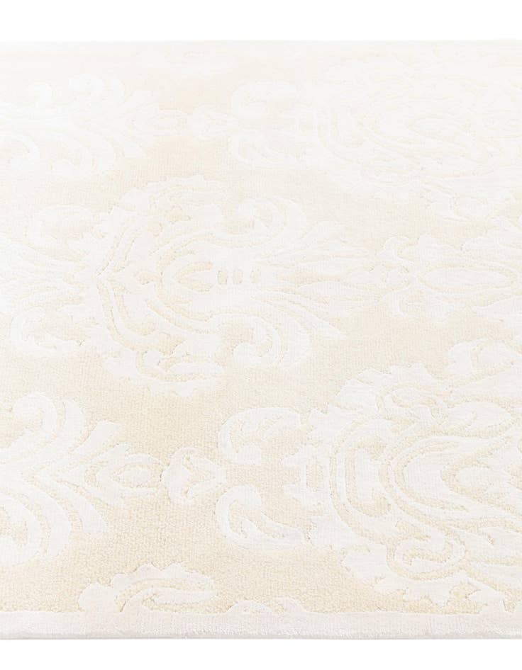 Detail image of  2' 11 x 4' 11  Hand Knotted Darya Wool Rug