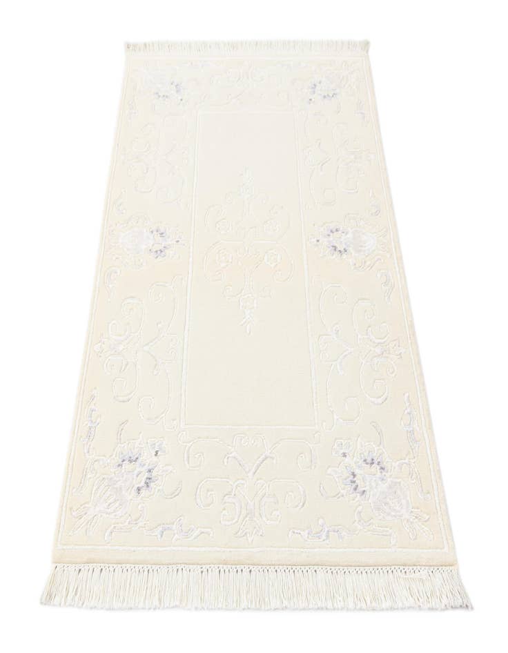 Detail image of  2' 7 x 4' 7  Hand Knotted Darya Rug