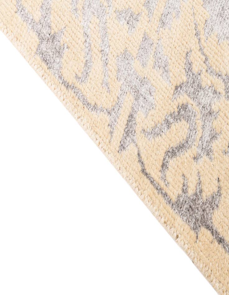 Detail image of  5' x 8'  Hand Knotted Darya Rug