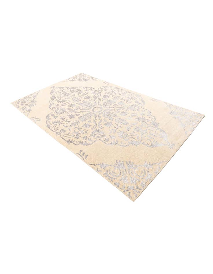 Detail image of  4' 10 x 8'  Hand Knotted Darya Rug