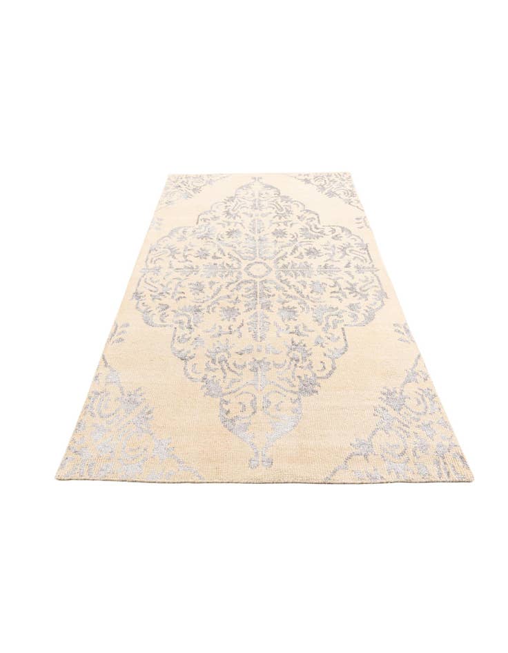 Detail image of  4' 10 x 8'  Hand Knotted Darya Rug