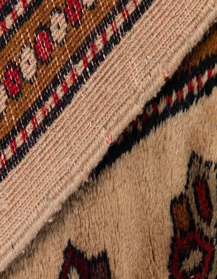 Detail image of  8' 5 x 10' 4  Hand Knotted Heriz Wool Rug
