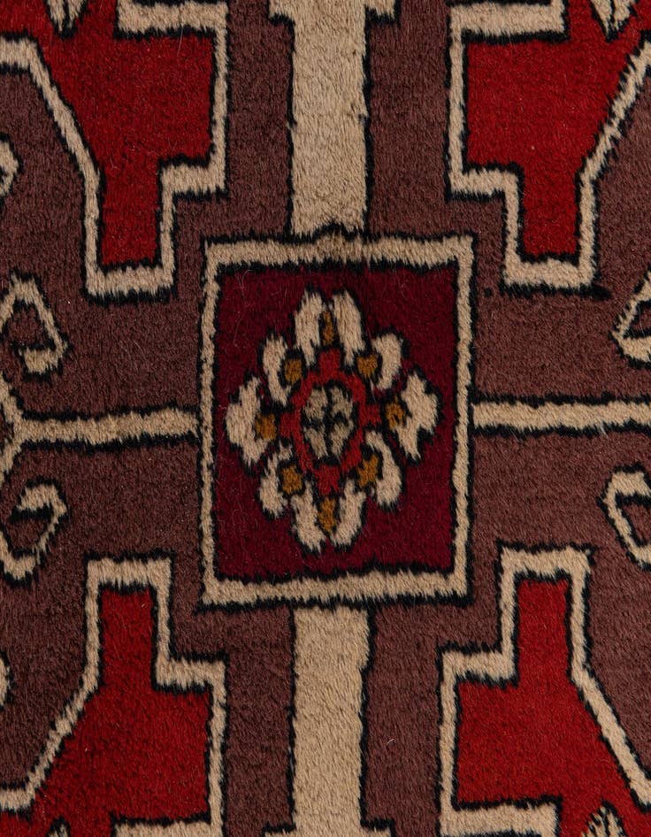 Detail image of  8' 5 x 10' 4  Hand Knotted Heriz Wool Rug