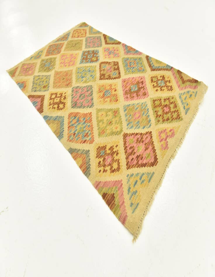 Detail image of  3' 3 x 5' 2  Hand Woven Kilim Maymana Wool Rug