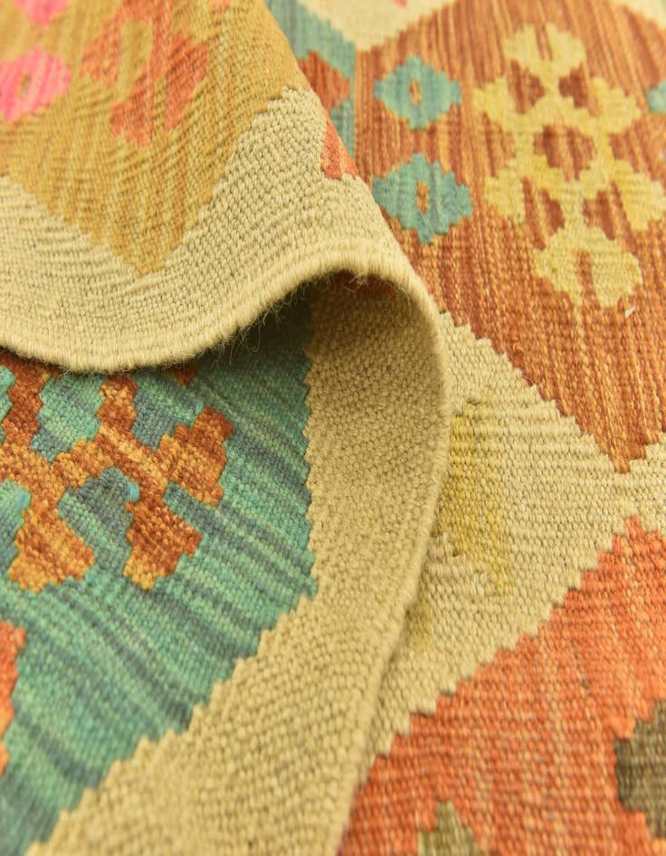 Detail image of  3' 2 x 5' 3  Hand Woven Kilim Maymana Wool Rug