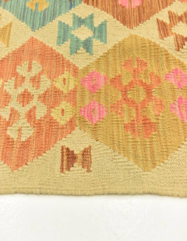Detail image of  3' 2 x 5' 3  Hand Woven Kilim Maymana Wool Rug