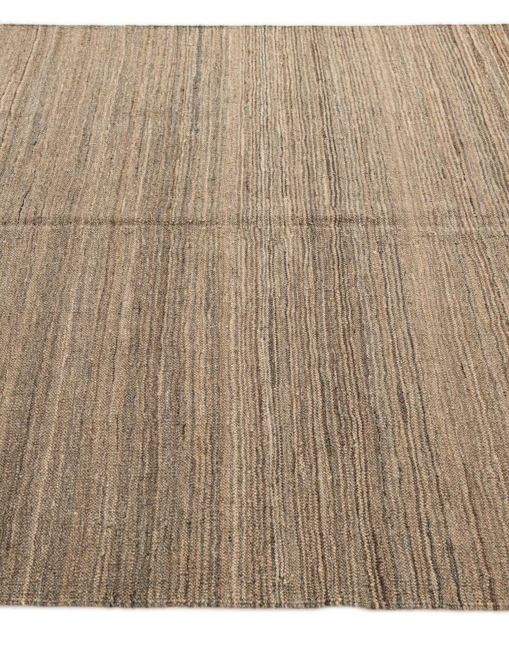 Detail image of  5' 2 x 6' 7  Hand Woven Kilim Modern Wool Rug