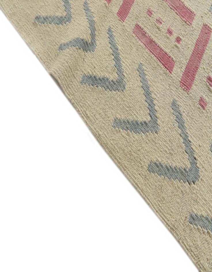 Detail image of  6' 1 x 7' 10  Hand Woven Kilim Modern Wool Rug
