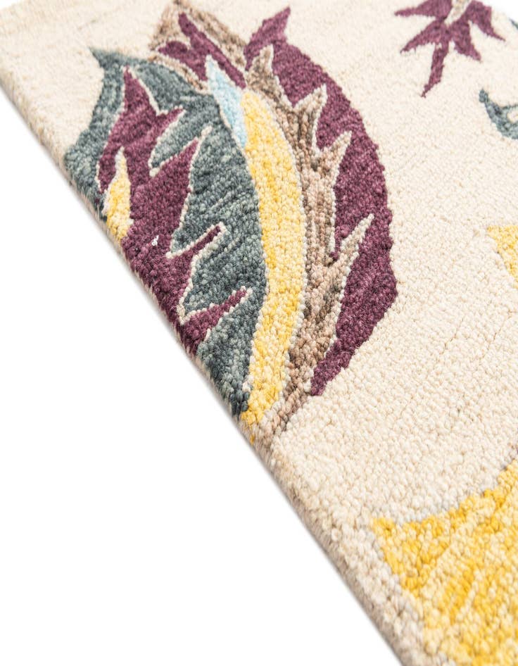 Detail image of  2' x 3' Luna Rug