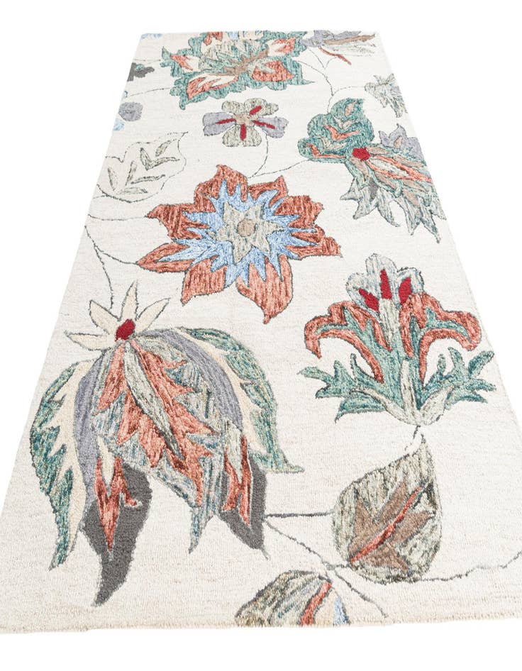 Detail image of  5' 1 x 8' Luna Rug