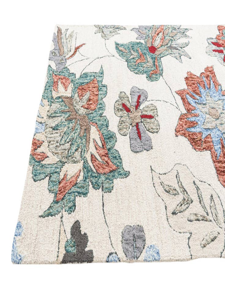 Detail image of  5' 1 x 8' Luna Rug