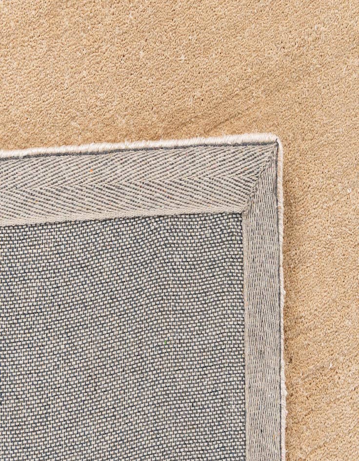 Detail image of  5' 7 x 8' 2 Luna Wool Rug