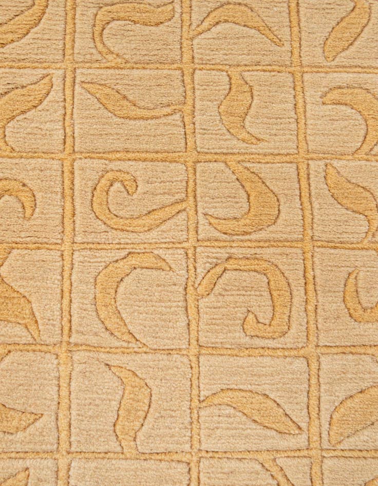 Detail image of  4' 1 x 5' 10  Hand Knotted Nepal Wool Rug