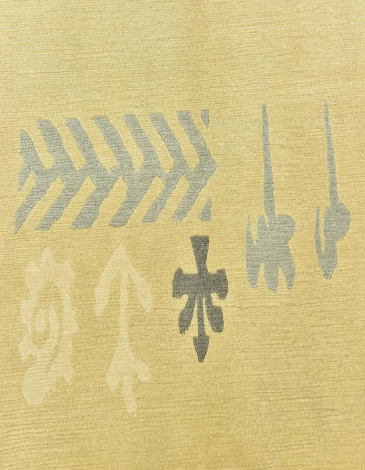 Detail image of  5' 8 x 8'  Hand Knotted Nepal Wool Rug