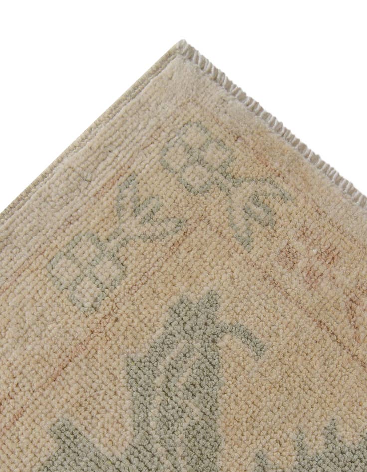 Detail image of 8' 5 x 9' 10 Hand Knotted Oushak Wool Rug