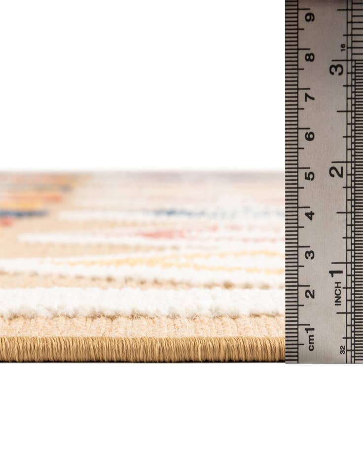 Detail image of  5' x 7' 7  Washable  Indoor / Outdoor Rug