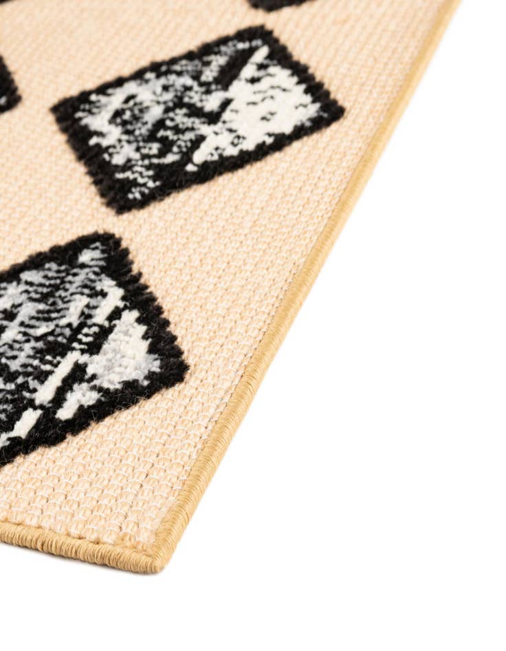 Detail image of  5' 3 x 7' 7  Washable  Indoor / Outdoor Rug