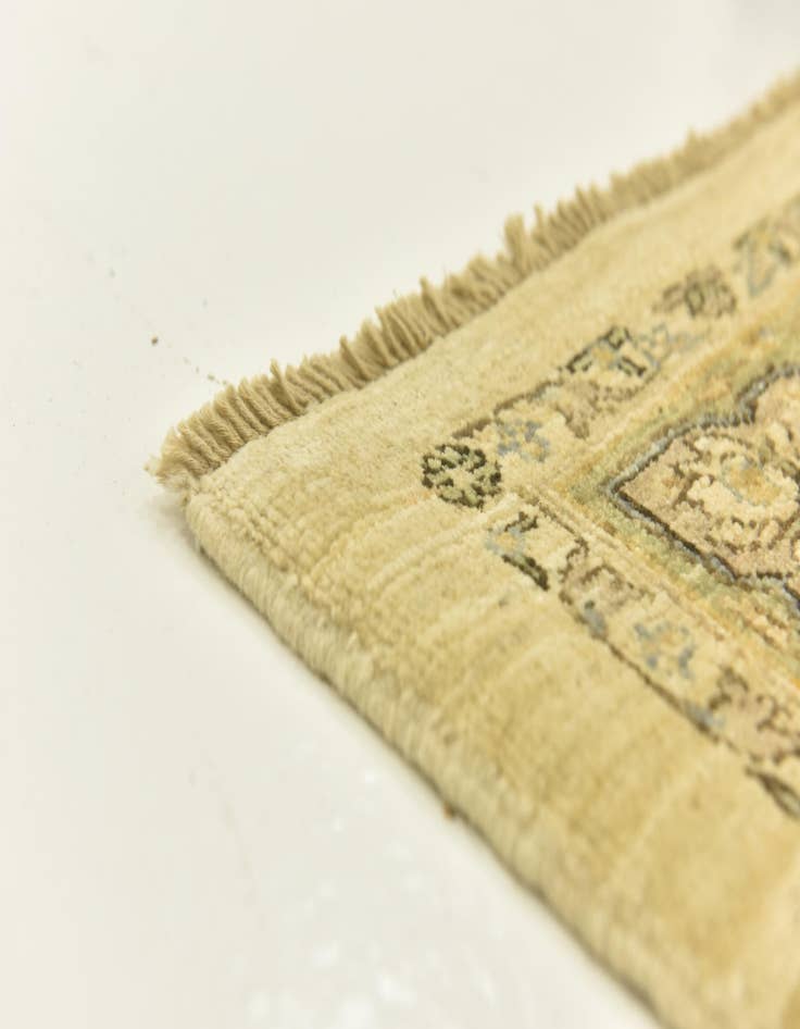 Detail image of  5' 6 x 7' 6  Hand Knotted Peshawar Ziegler Rug