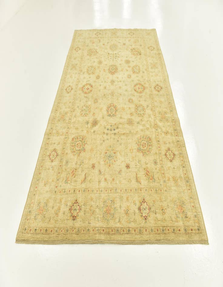 Detail image of  6' 4 x 9' 7  Hand Knotted Peshawar Ziegler Rug