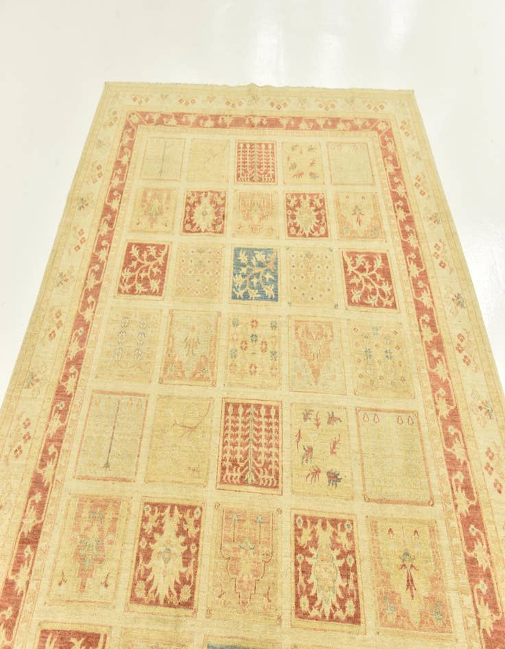 Detail image of  6' 10 x 9' 4  Hand Knotted Peshawar Ziegler Rug