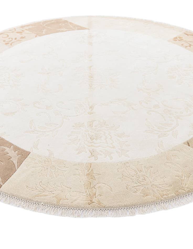 Detail image of  6' 7 x 6' 7  Hand Knotted Darya Round Rug