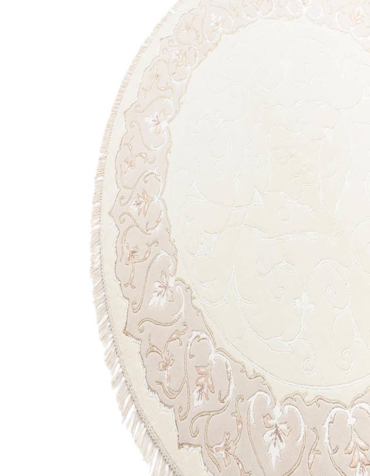 Detail image of  6' 5 x 6' 5  Hand Knotted Darya Round Rug